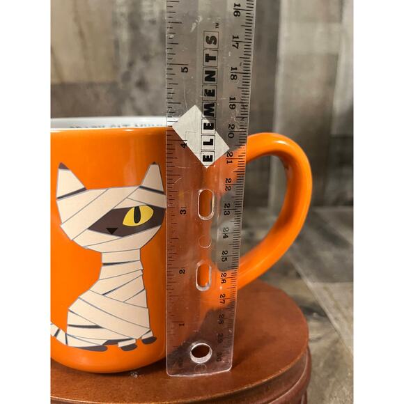 16oz Crazy Cat Mummy Mug - Picture 6 of 6
